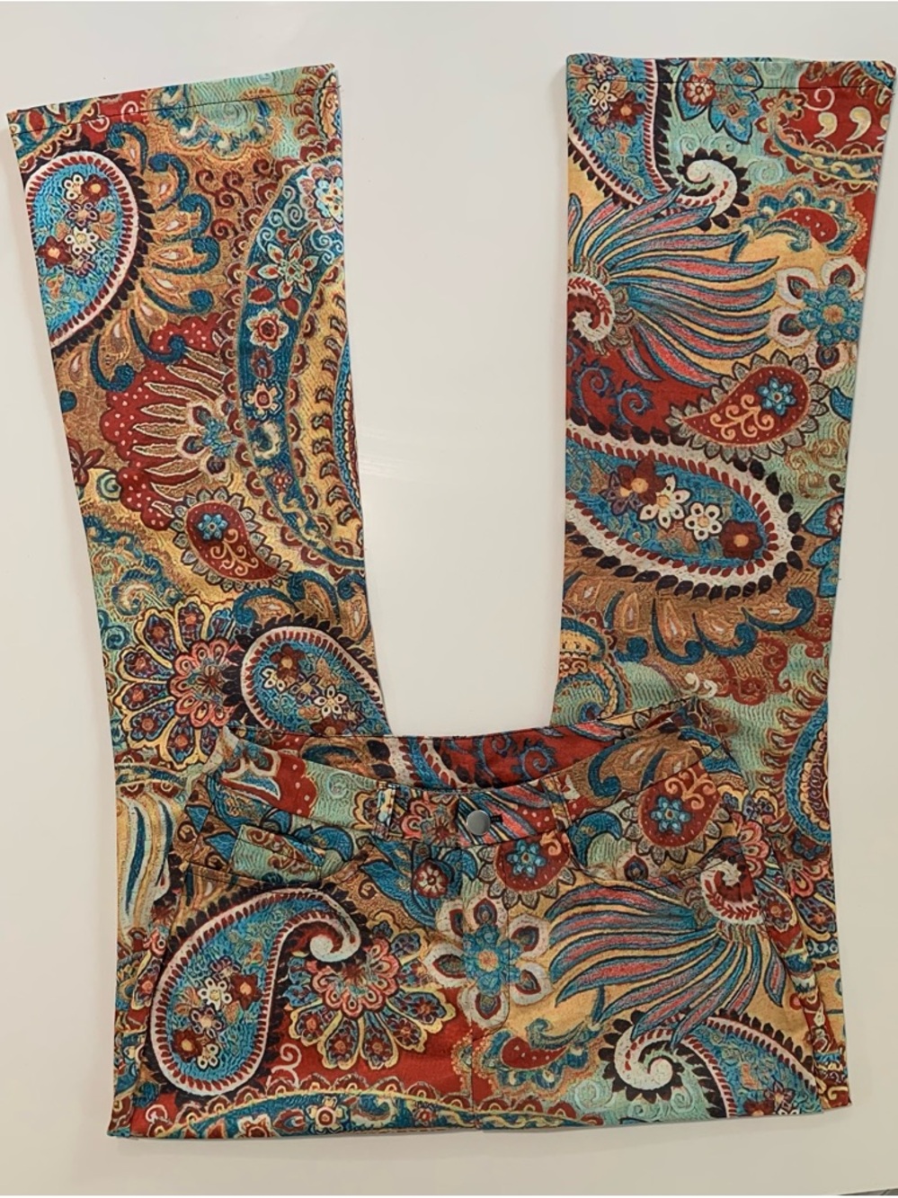 High-waisted Paisley Flare Retro Boho Festival Pants, Vintage inspired Coachella - Picture 3 of 10